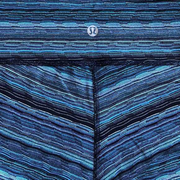 Lululemon Wunder Under Leggings - Picture 10 of 12